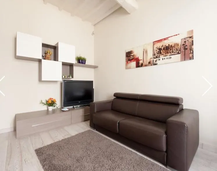 Modern Apartment Sant'Antonino-1
